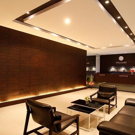 Nize Hotel - Sha Plus Phuket Extérieur photo