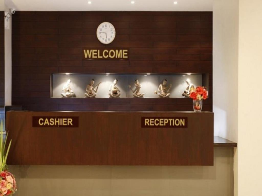Nize Hotel - Sha Plus Phuket Extérieur photo