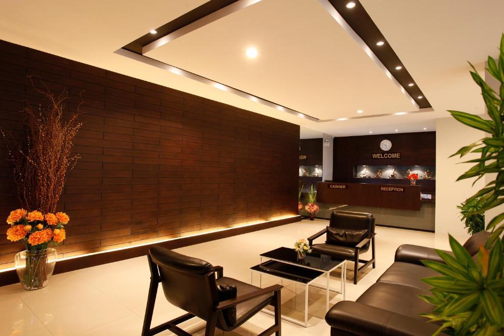 Nize Hotel - Sha Plus Phuket Extérieur photo