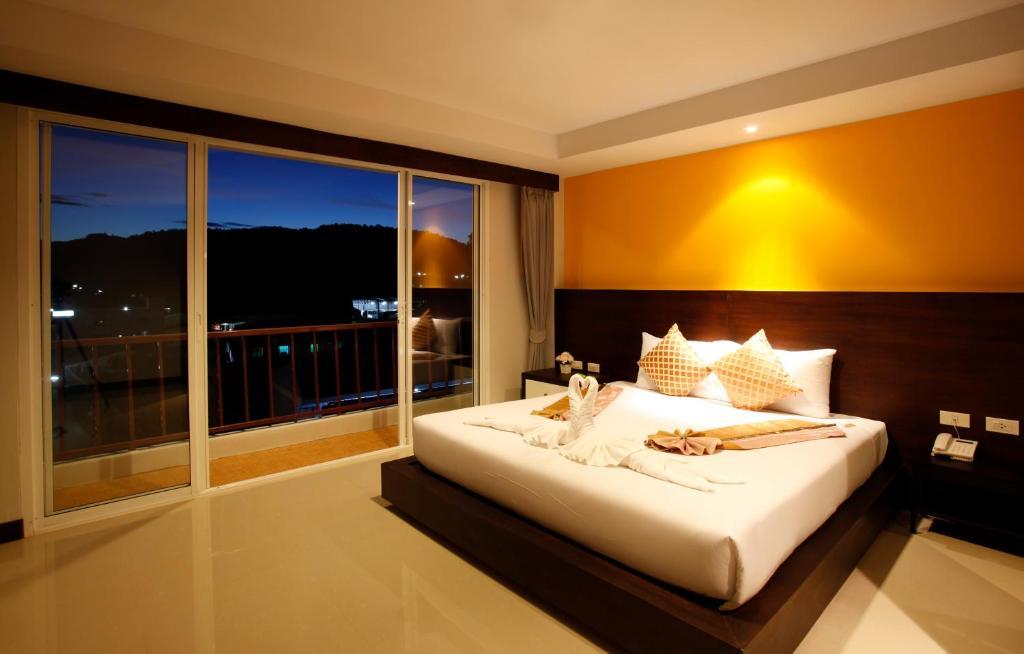 Nize Hotel - Sha Plus Phuket Chambre photo